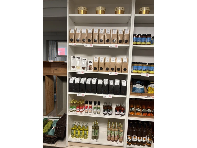 Mixed lot of food items