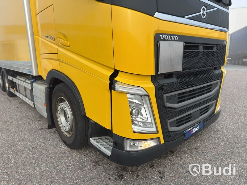 Volvo FH 6X2 Long-Haul Truck - 2019 | DIESEL | Low Mileage | Box Body from 2021