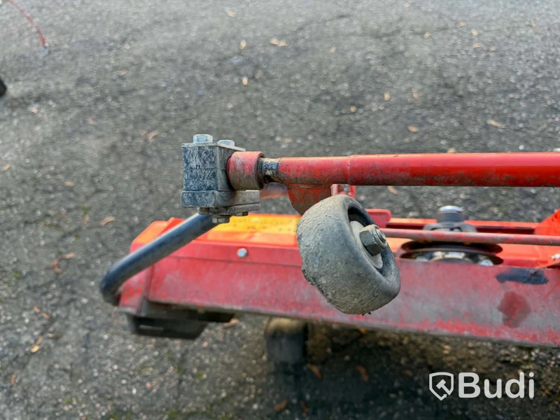 Husqvarna flail mower P 524