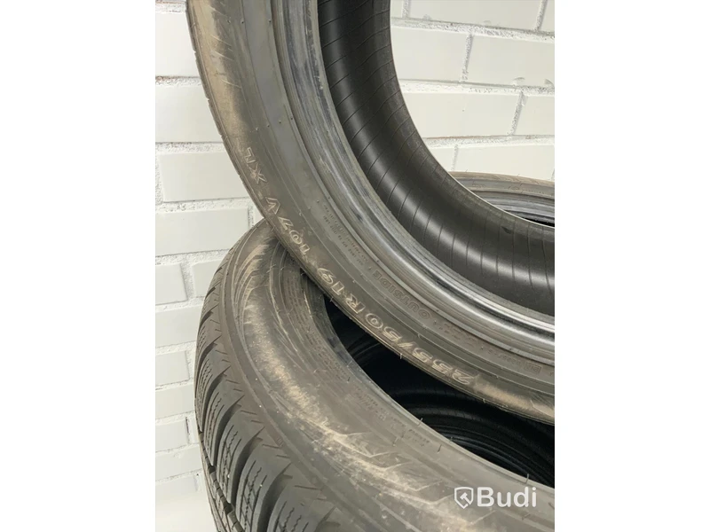 NOKIAN 255/50 R19 107V XL
