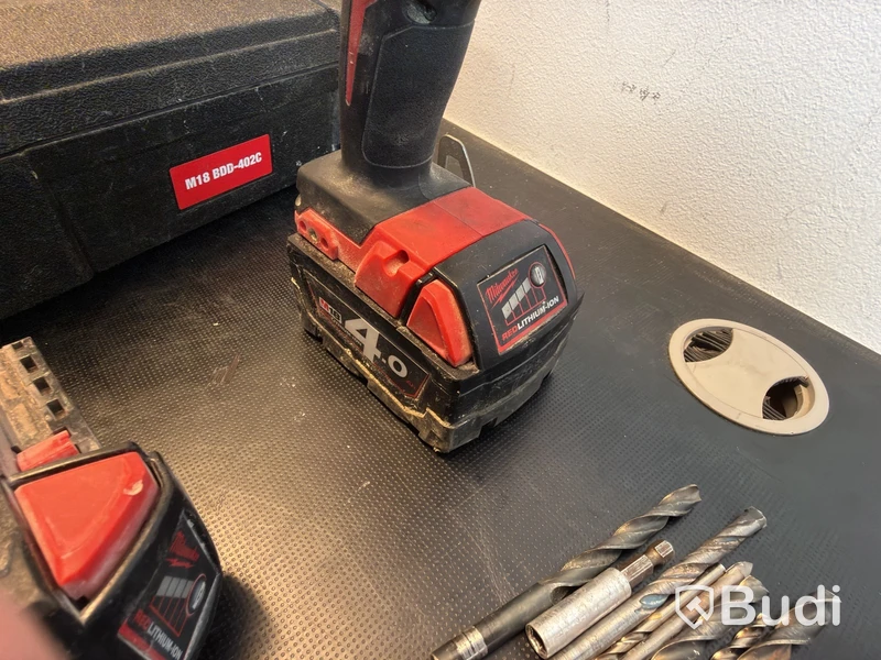Borrskruvdragare Milwaukee M18 CBLDD, 18 V