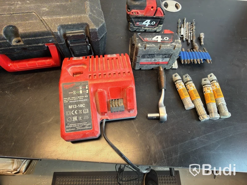 Borrskruvdragare Milwaukee M18 CBLDD, 18 V