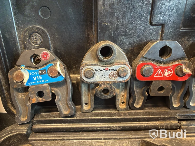Rörpress Novipro Compact, pressbackar V12–V28