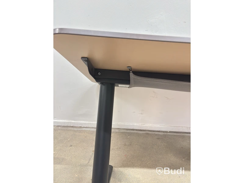 Height-adjustable desk