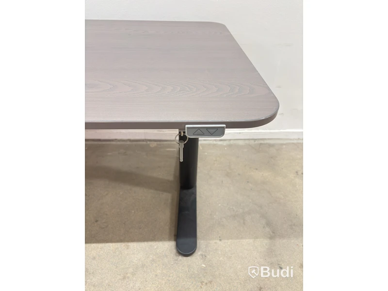 Height-adjustable desk