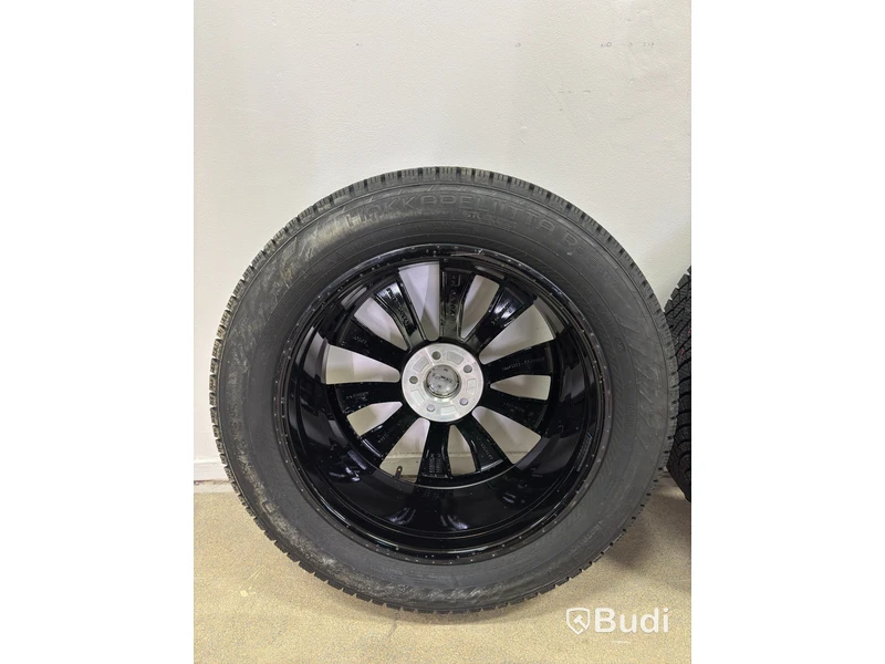 Set of 4 all-season wheels, Nokian Tyres, 235/55 R19