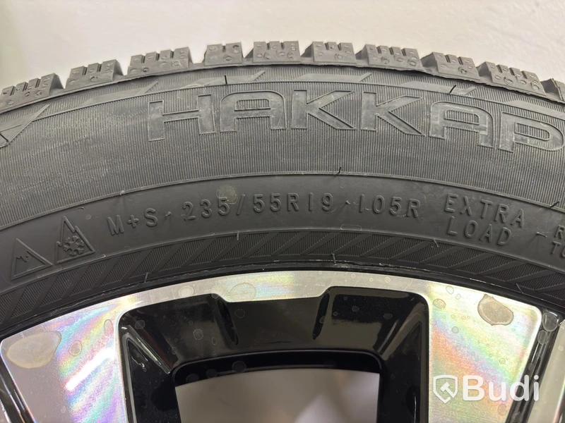 Set of 4 all-season wheels, Nokian Tyres, 235/55 R19