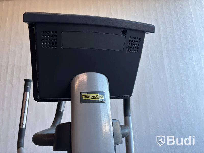 Technogym Crossover 700 SP Cross Trainer