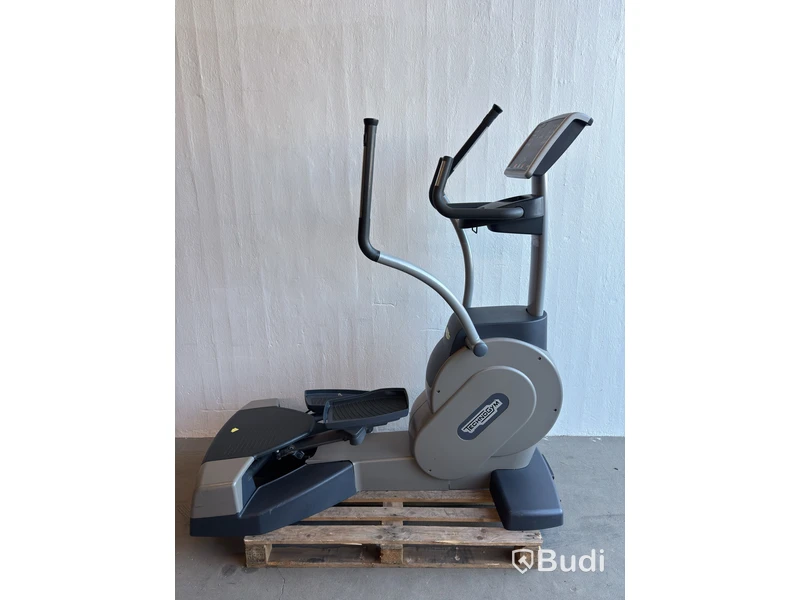 Technogym Crossover 700 SP Cross Trainer