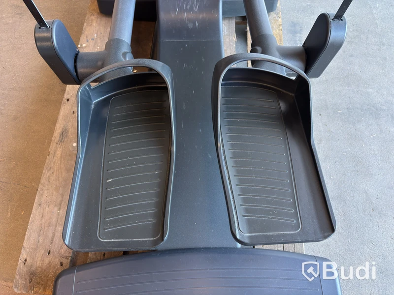Technogym cross trainer with display