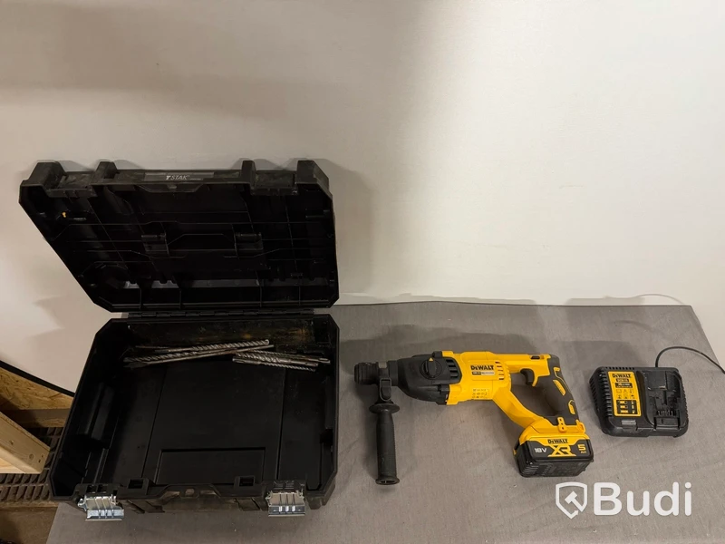 DeWalt DCH133 Rotary Hammer, 18V XR