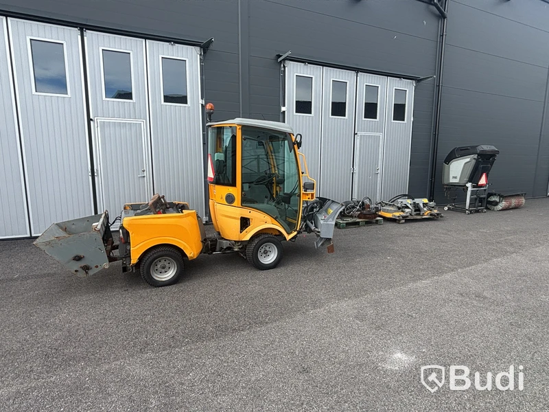 Redskapsbärare Belos Trans Pro 3440 med redskap, 1235 tim
