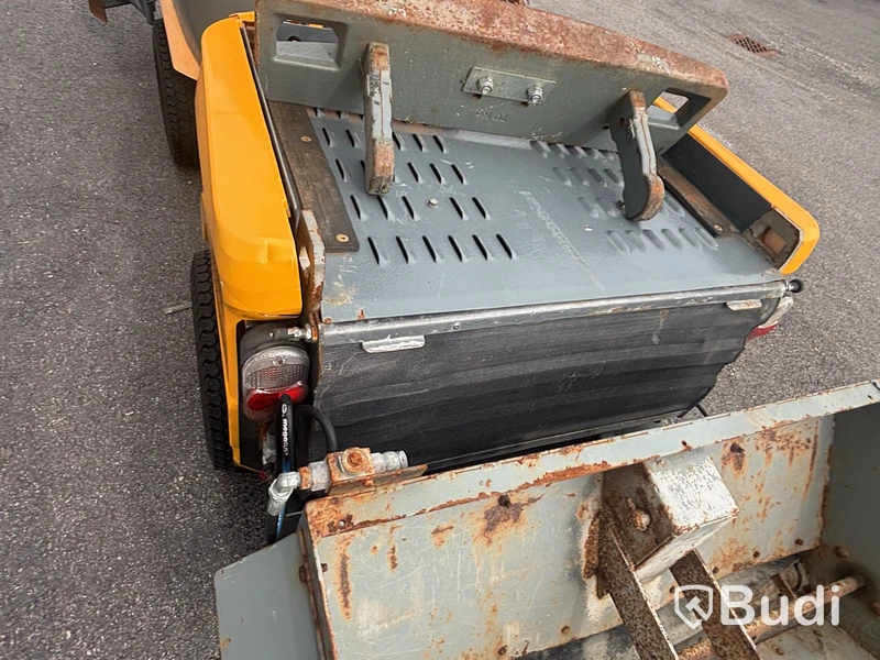 Redskapsbärare Belos Trans Pro 3440 med redskap, 1235 tim