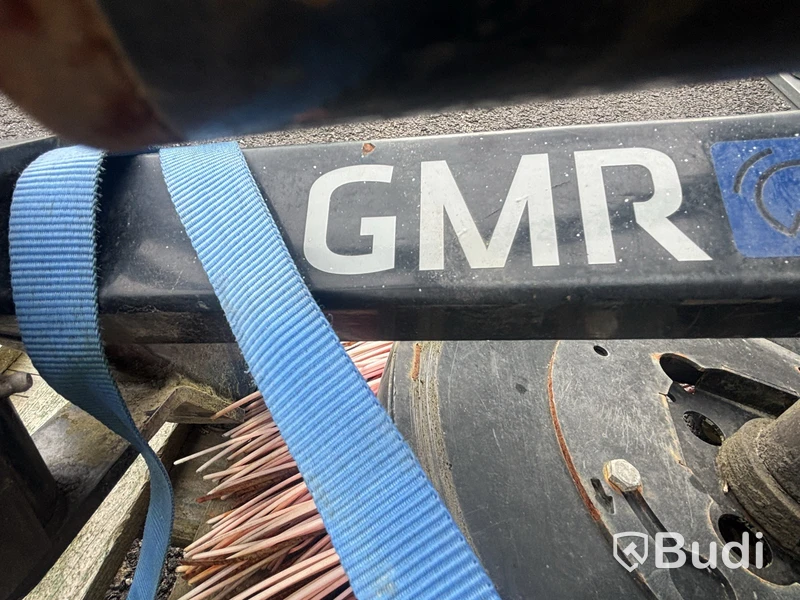 Redskapsbärare Belos Trans Pro 3440 med redskap, 1235 tim