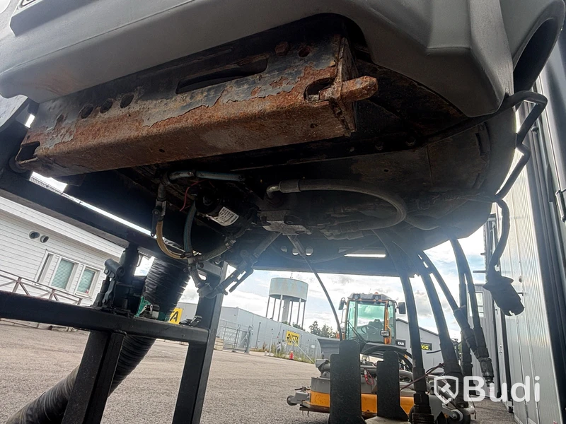 Redskapsbärare Belos Trans Pro 3440 med redskap, 1235 tim