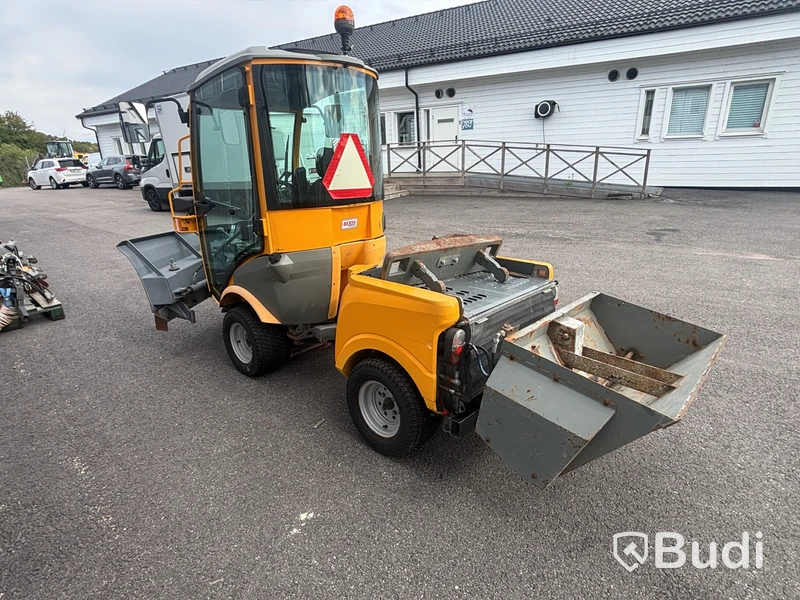 Redskapsbärare Belos Trans Pro 3440 med redskap, 1235 tim