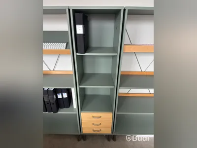 3 Shelves