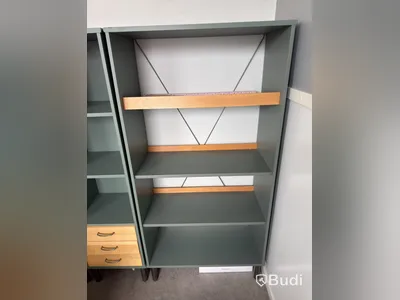 3 Shelves