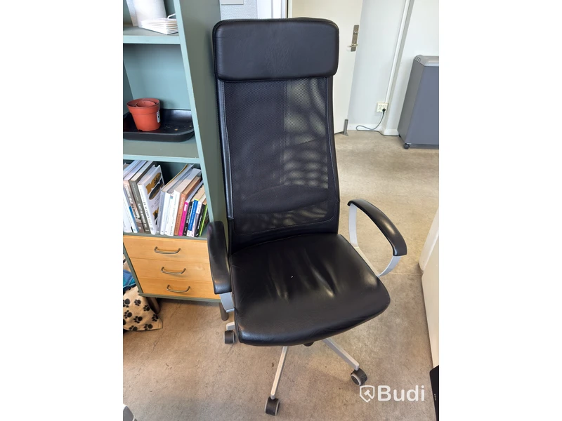 Height-adjustable desk incl. office chair and drawer unit