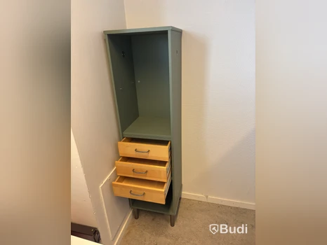3 st. Förvaringsskåp med hyllor och lådor