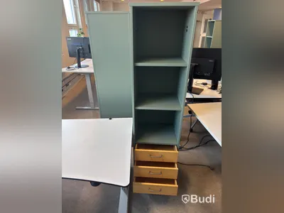 3 st. Bokhyllor och lådor inkl. 2 st. fläktar