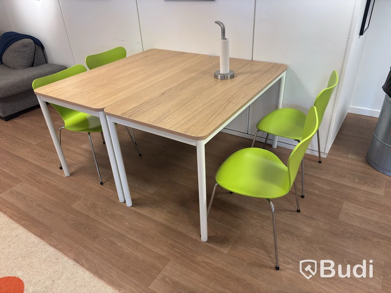 2 IKEA tables incl. 4 Fritz Hansen chairs