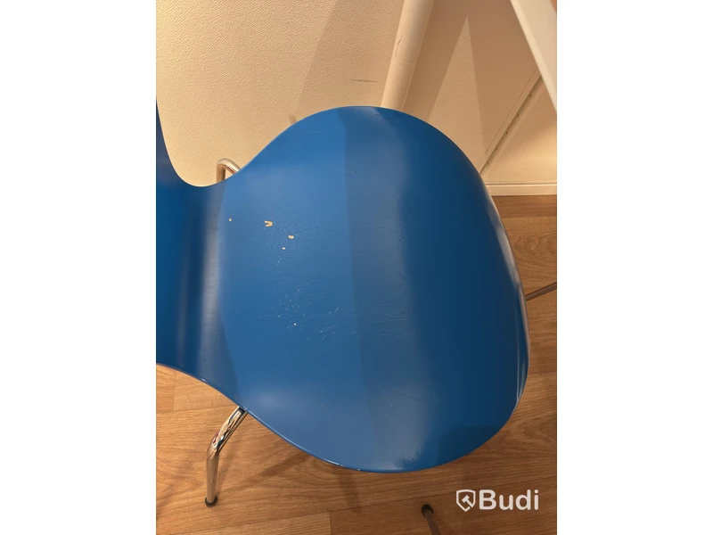 IKEA table incl. 4 Fritz Hansen chairs