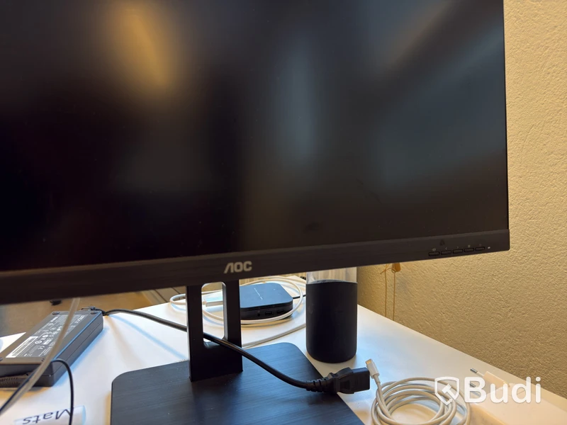 AOC computer monitor, Q27P2CA, 27 inches, QHD 2560 x 1440