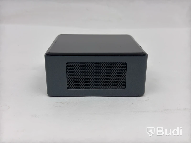 3 st. Minidatorer Intel NUC8i7BEH