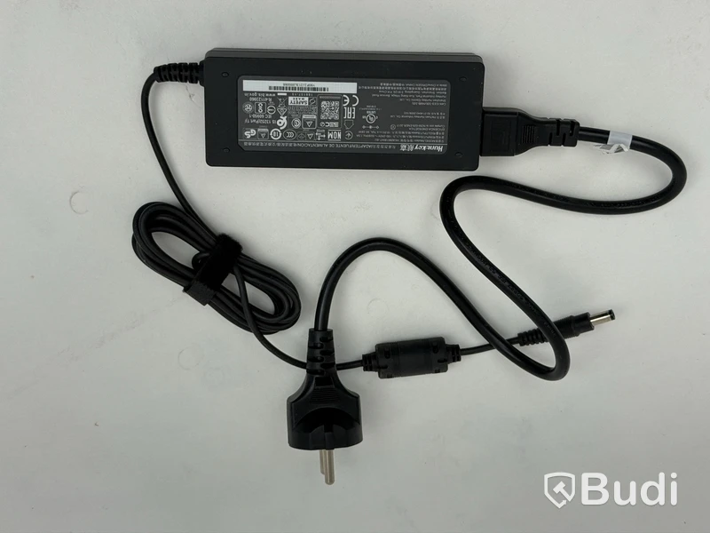 3 st. Minidatorer Intel NUC8i7BEH
