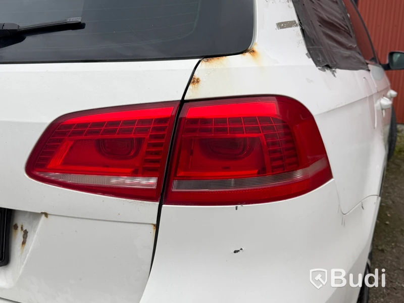 Volkswagen Passat Variant 2.0 TDI DPF BMT DSG Sekventiell -2012 | Reparationsobjekt