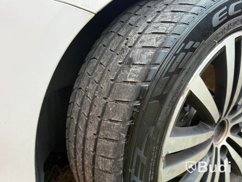 Volkswagen Passat Variant 2.0 TDI DPF BMT DSG Sekventiell -2012 | Reparationsobjekt