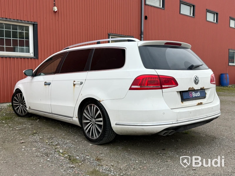 Volkswagen Passat Variant 2.0 TDI DPF BMT DSG Sekventiell -2012 | Reparationsobjekt