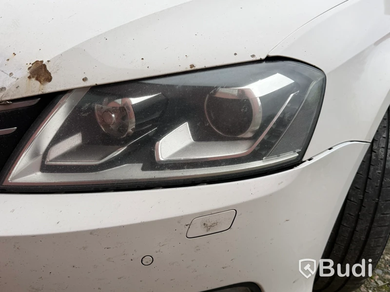 Volkswagen Passat Variant 2.0 TDI DPF BMT DSG Sekventiell -2012 | Reparationsobjekt