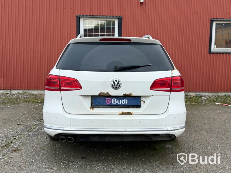 Volkswagen Passat Variant 2.0 TDI DPF BMT DSG Sekventiell -2012 | Reparationsobjekt