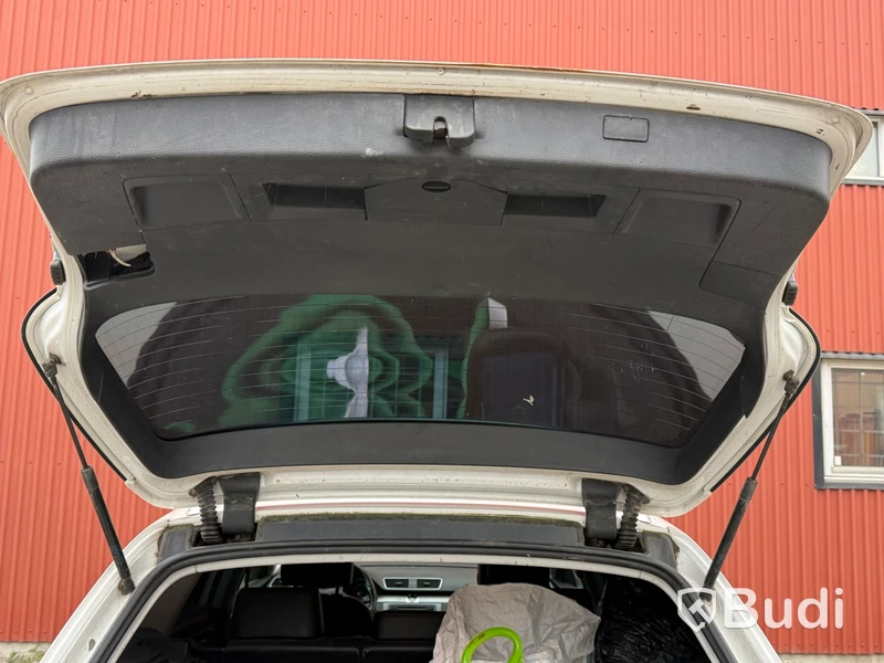 Volkswagen Passat Variant 2.0 TDI DPF BMT DSG Sekventiell -2012 | Reparationsobjekt