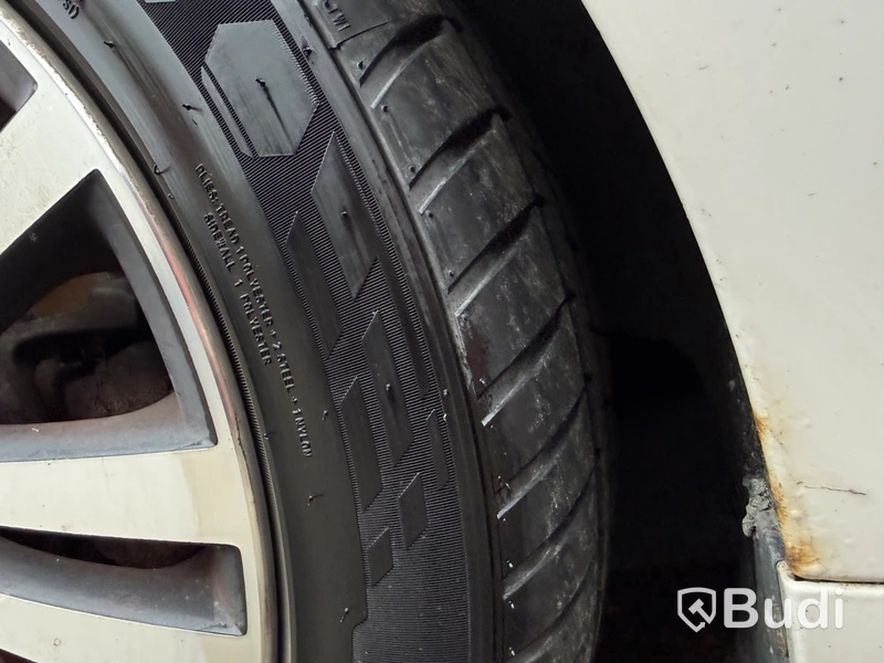 Volkswagen Passat Variant 2.0 TDI DPF BMT DSG Sekventiell -2012 | Reparationsobjekt