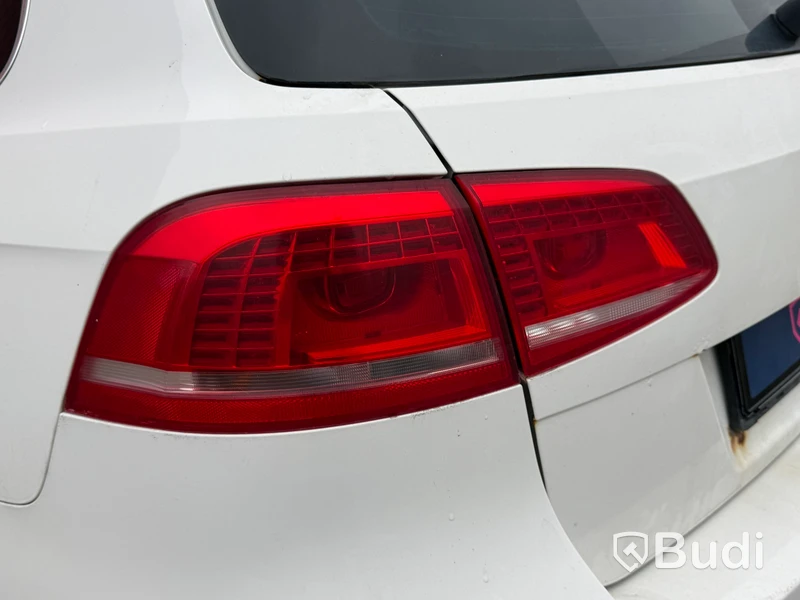 Volkswagen Passat Variant 2.0 TDI DPF BMT DSG Sekventiell -2012 | Reparationsobjekt
