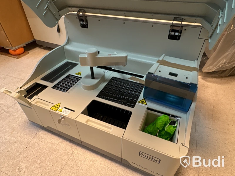 Immunoanalysinstrument Snibe MAGLUMI 800