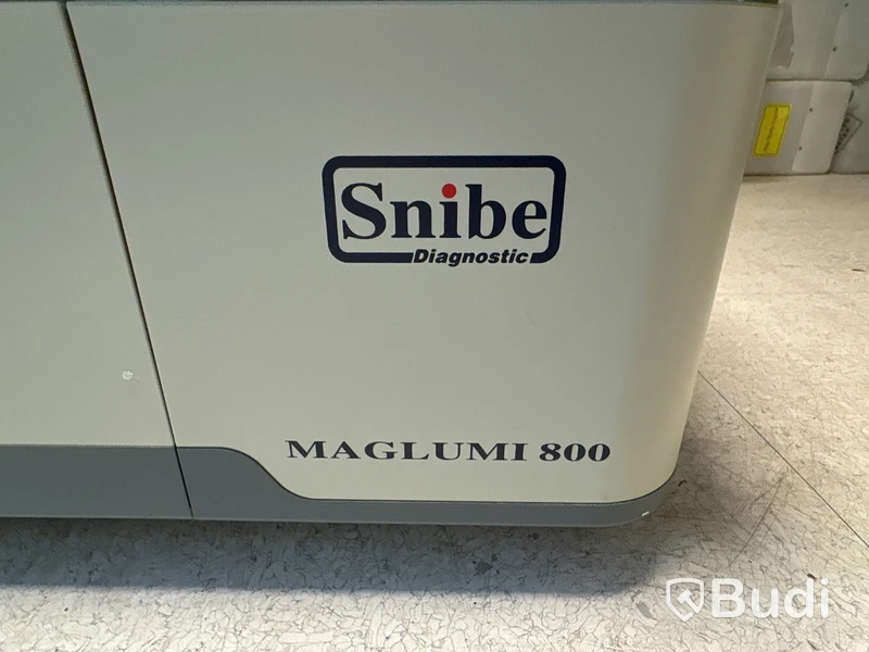 Immunoanalysinstrument Snibe MAGLUMI 800