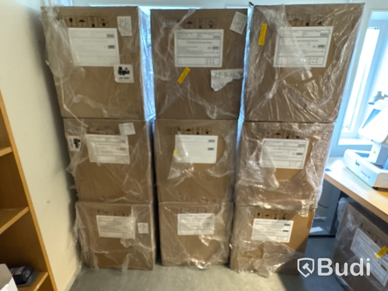 24 DSH370 Hematology Analyzers