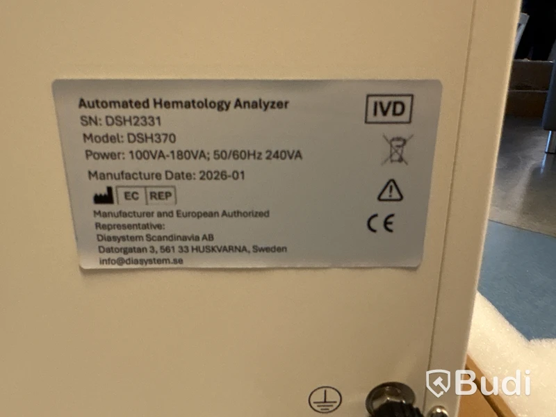 24 DSH370 Hematology Analyzers