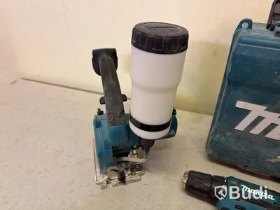 Makita CC301D multi-cutter and drill/driver