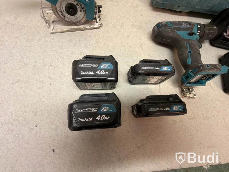 Makita CC301D multi-cutter and drill/driver