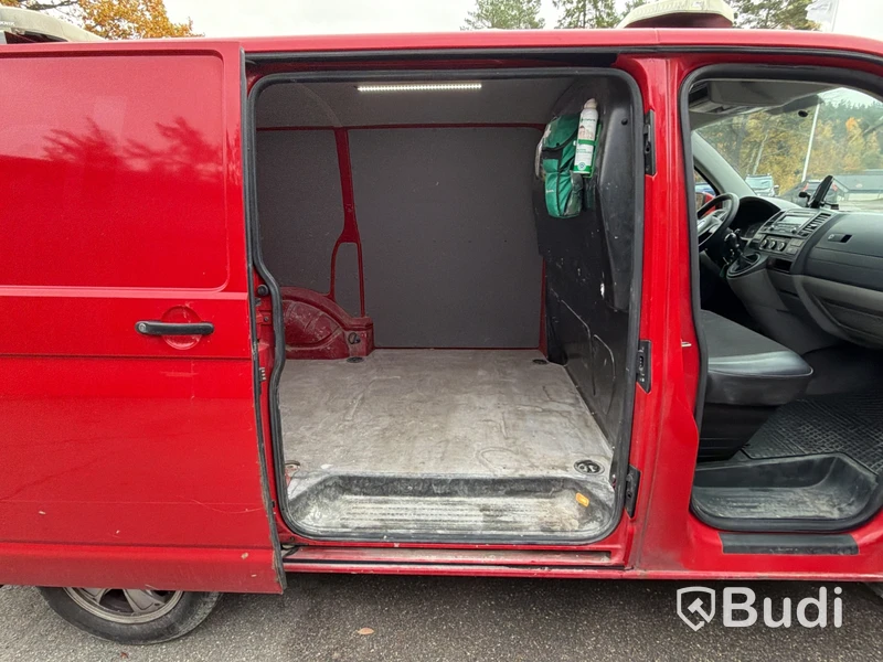 Volkswagen Transporter T5 2.0 TDI (102 hp) -2011
