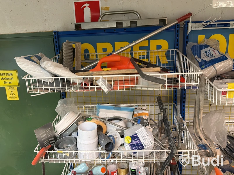 Parti byggmaterial och handverktyg