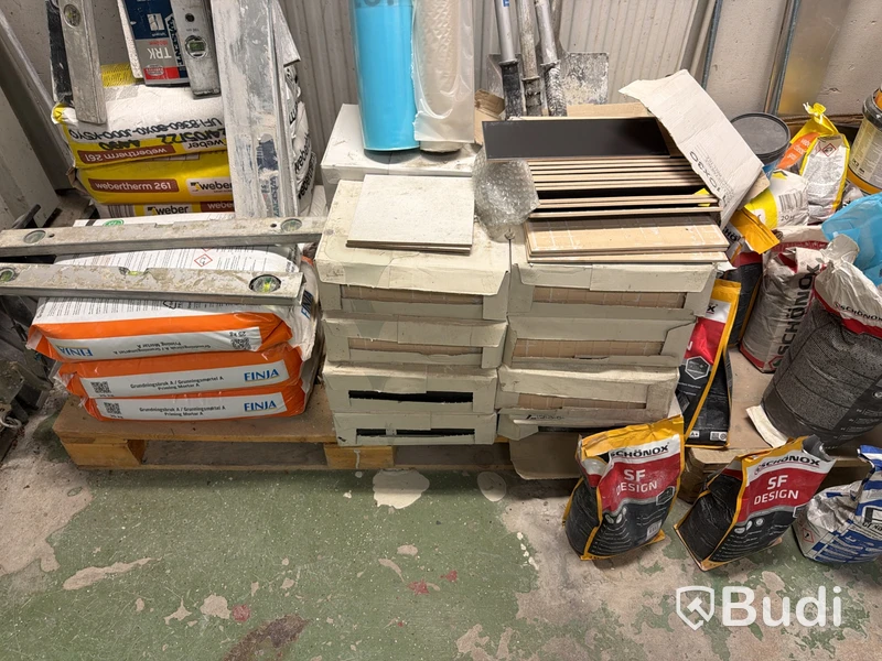 Parti byggmaterial och handverktyg