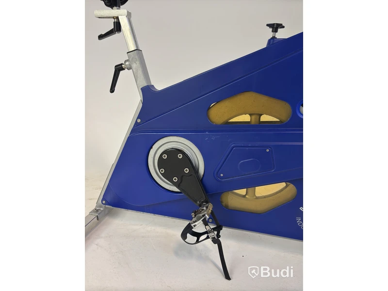 2 st. Spinningcyklar Body Bike, justerbar sadel och styre