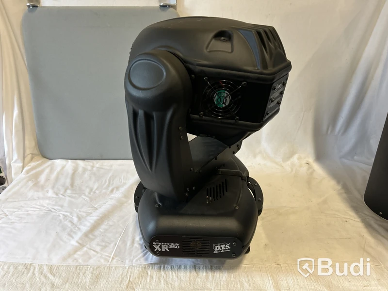 DTS XR250 moving head spotlight