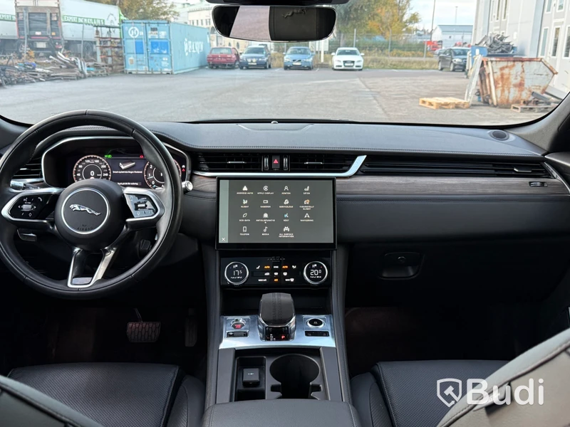 Jaguar F-Pace P250 -2021